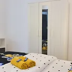 Old Town Oasis - Ap 6 Apartment