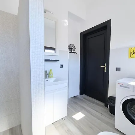 Old Town Oasis - Ap 6 *