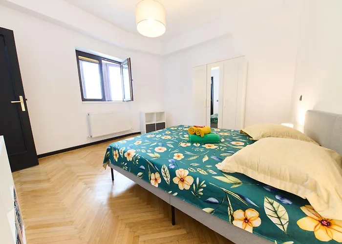 Old Town Oasis - Ap 6 *