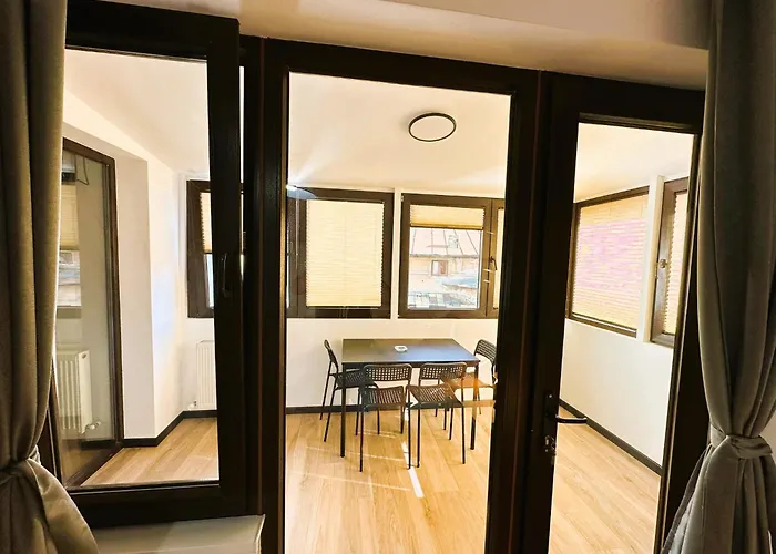 Old Town Oasis - Ap 6 *